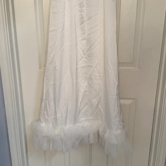 White satin midi dress with hem decoration - Picture 8 of 12